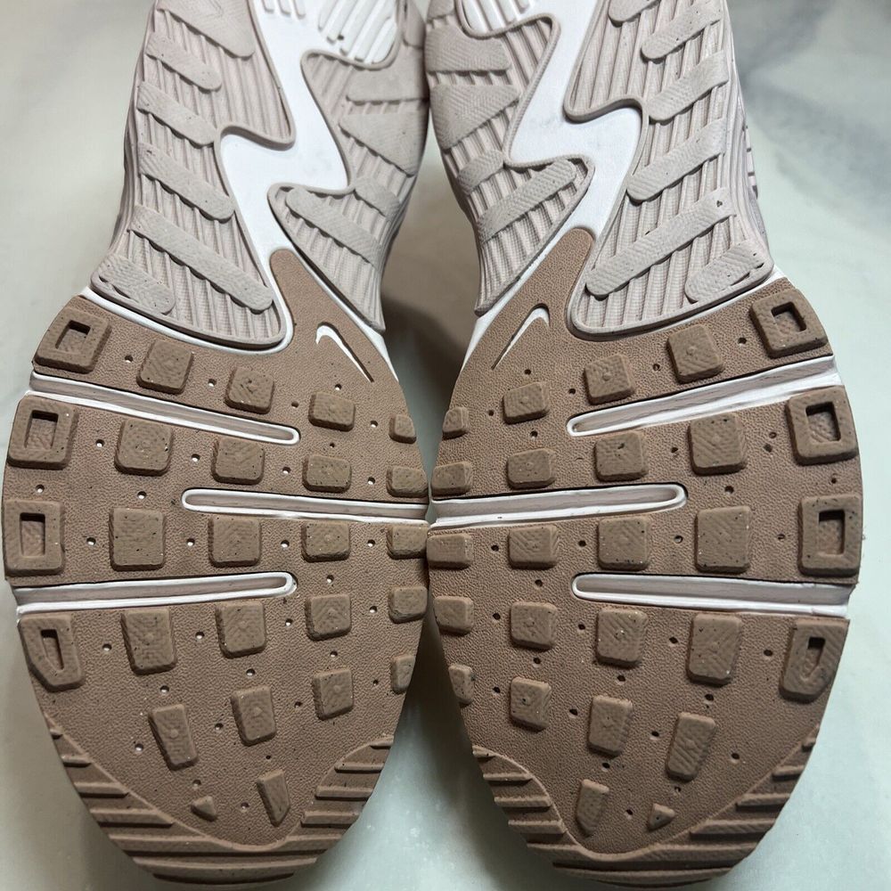 Size 9.5 - Nike Air Max Excee Rose Whisper Women's Sneakers - Picture 10 of 10